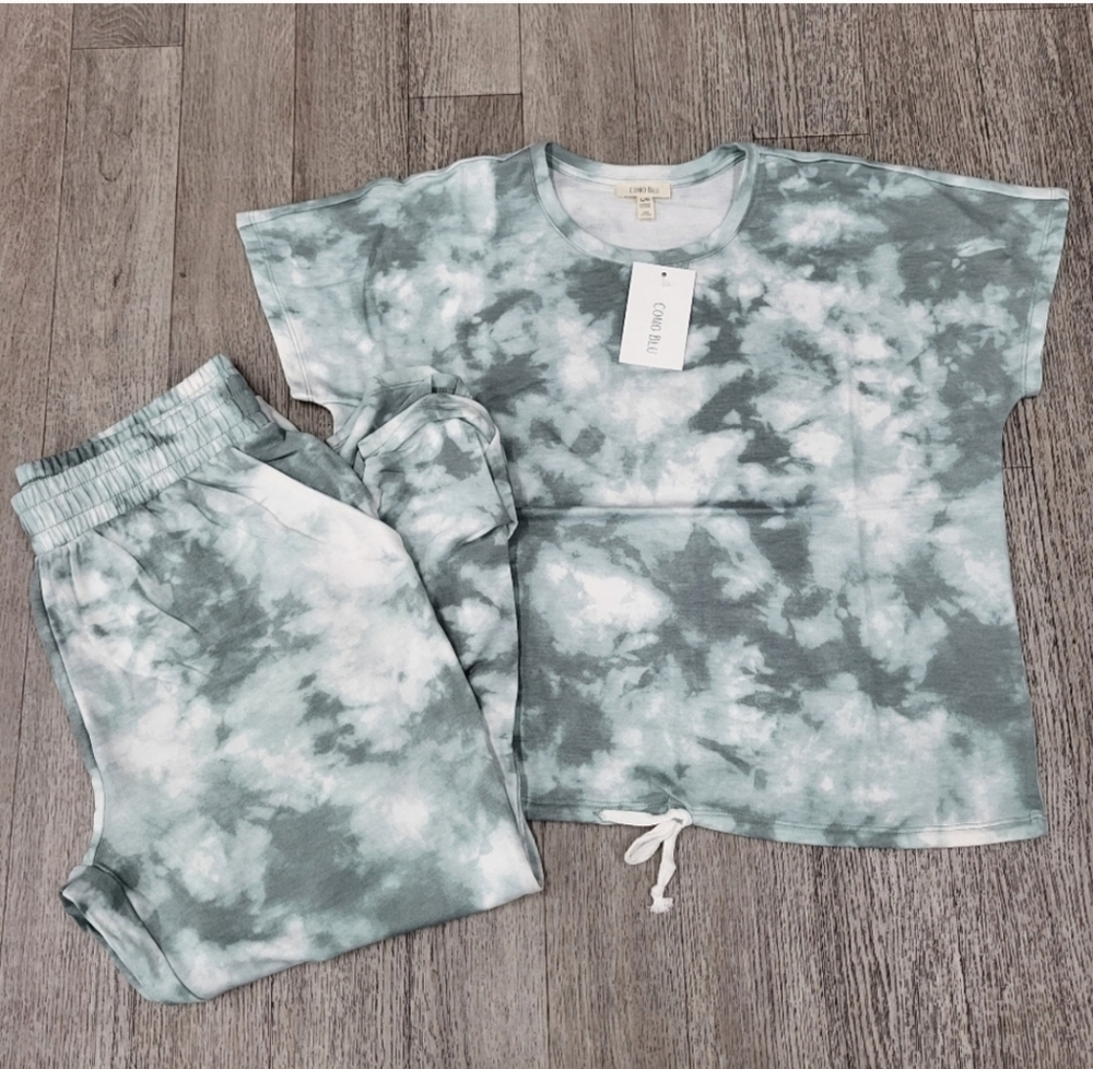 NWT Como Blu 2 PC Short Sleeve Top/Jogger Set Size 2X Green Camo